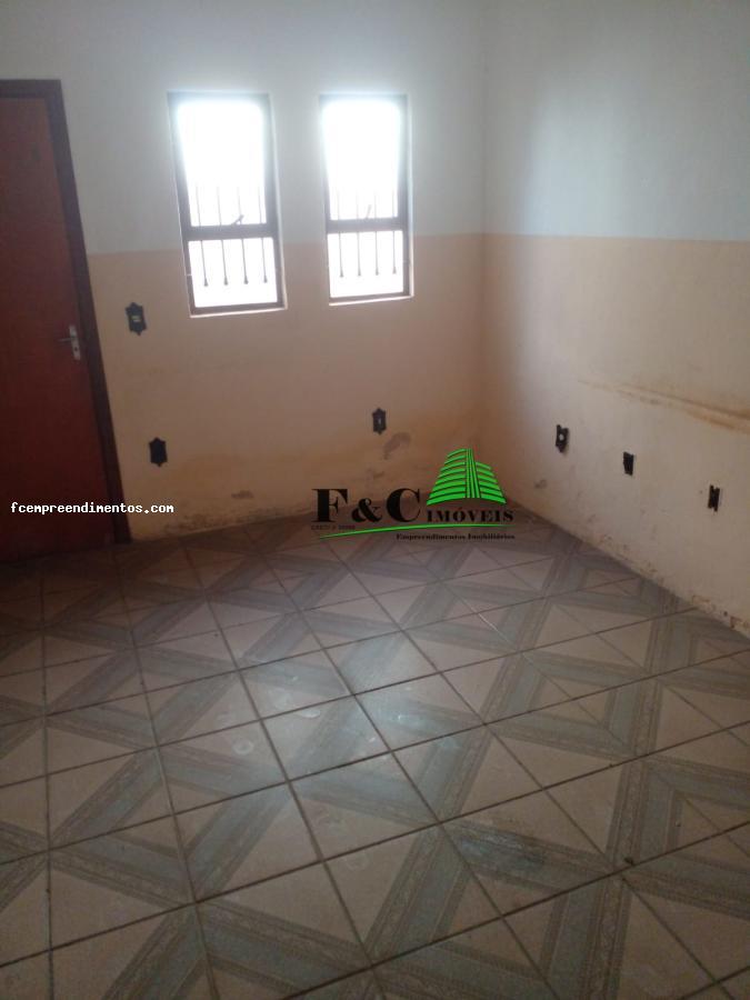 Casa à venda com 1 quarto, 140m² - Foto 1