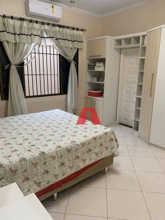 Casa para alugar com 3 quartos, 228m² - Foto 9