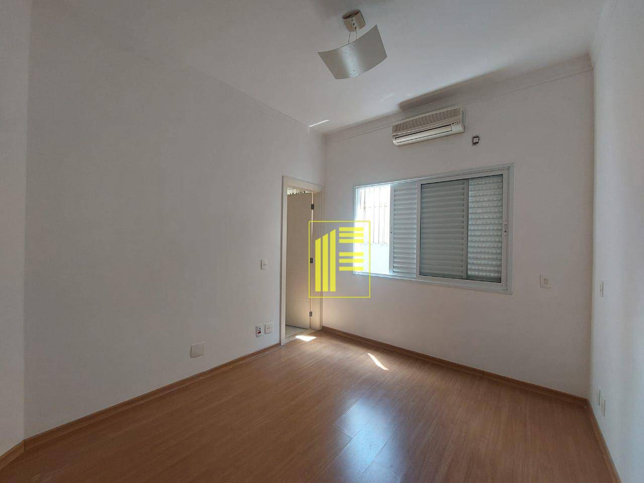 Casa de Condomínio para alugar com 5 quartos, 430m² - Foto 43