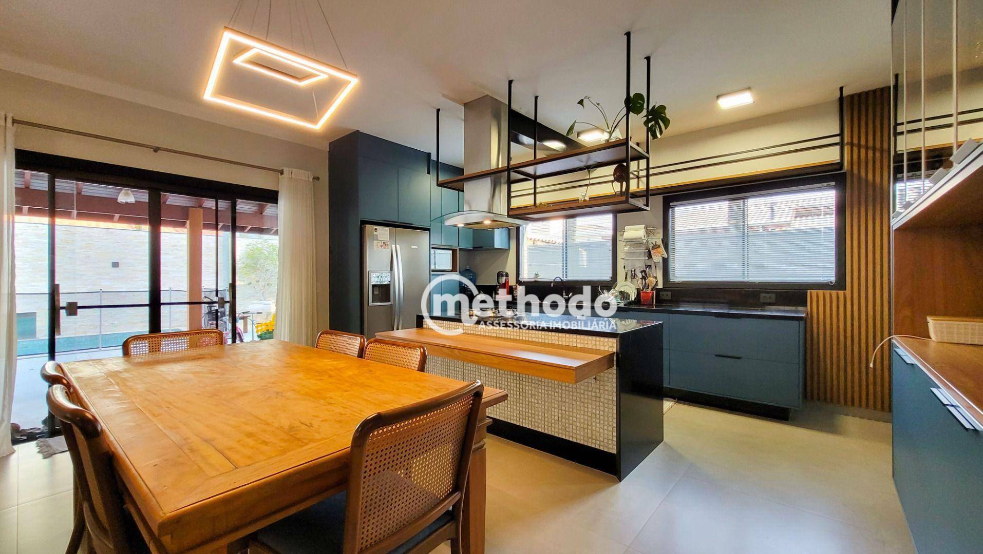 Casa de Condomínio à venda com 4 quartos, 309m² - Foto 14