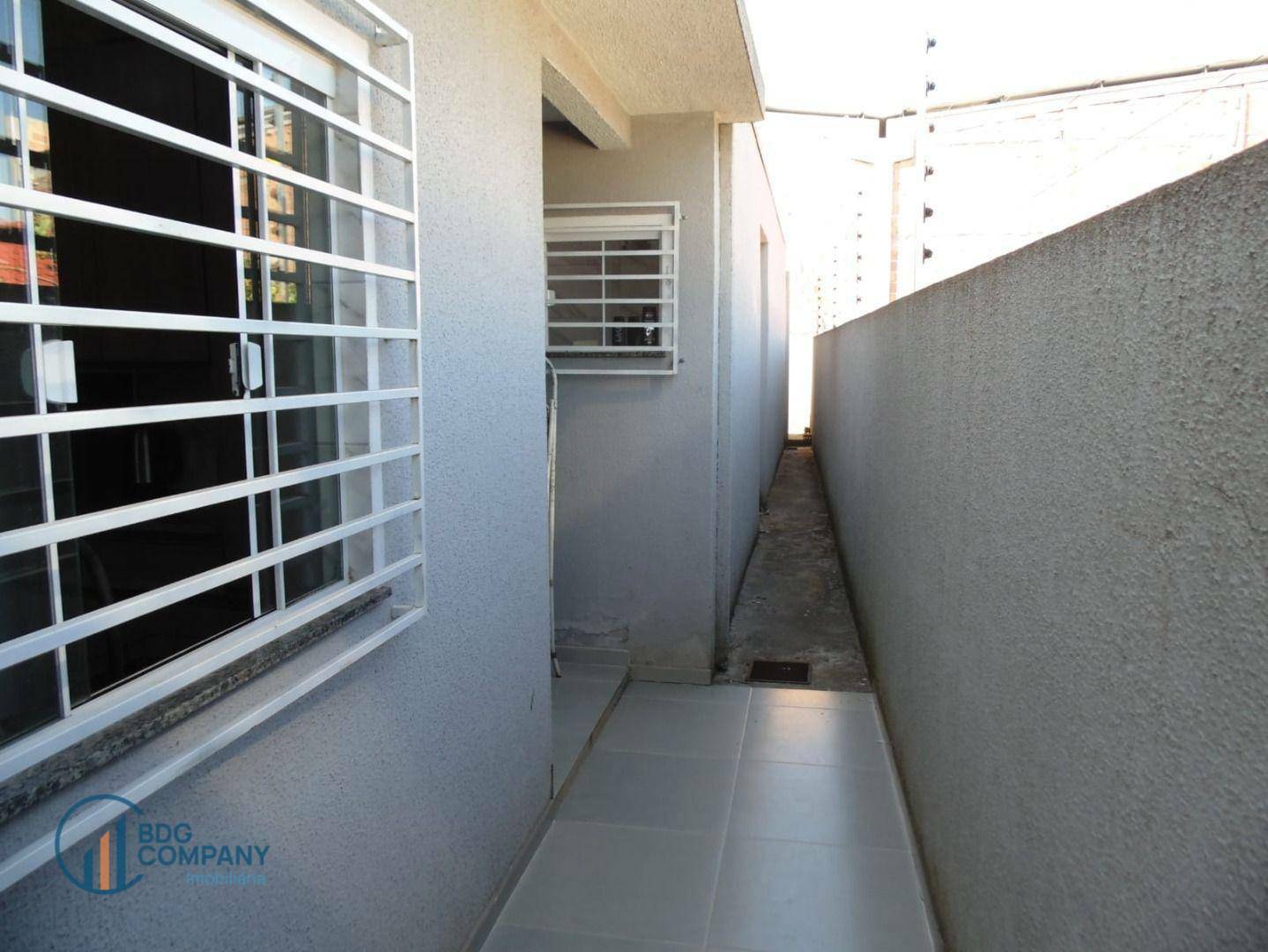 Casa à venda com 3 quartos, 60m² - Foto 16