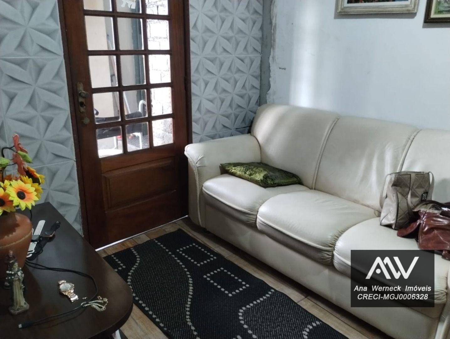 Casa à venda com 3 quartos, 53m² - Foto 2