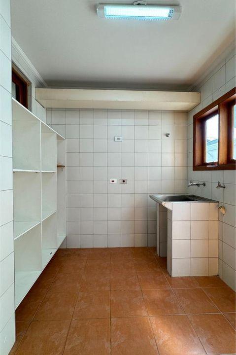 Casa de Condomínio à venda com 3 quartos, 360m² - Foto 17