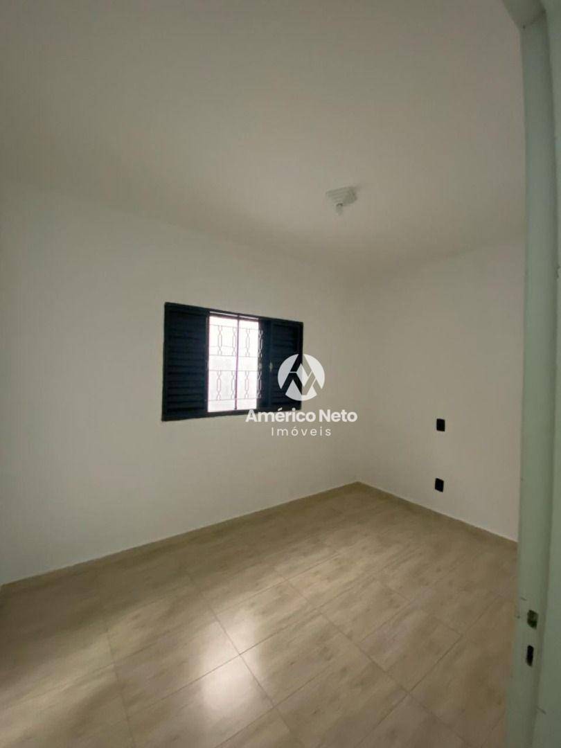 Casa à venda com 2 quartos, 105m² - Foto 15