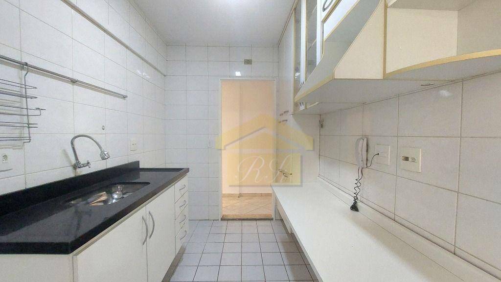 Apartamento à venda com 2 quartos, 64m² - Foto 17