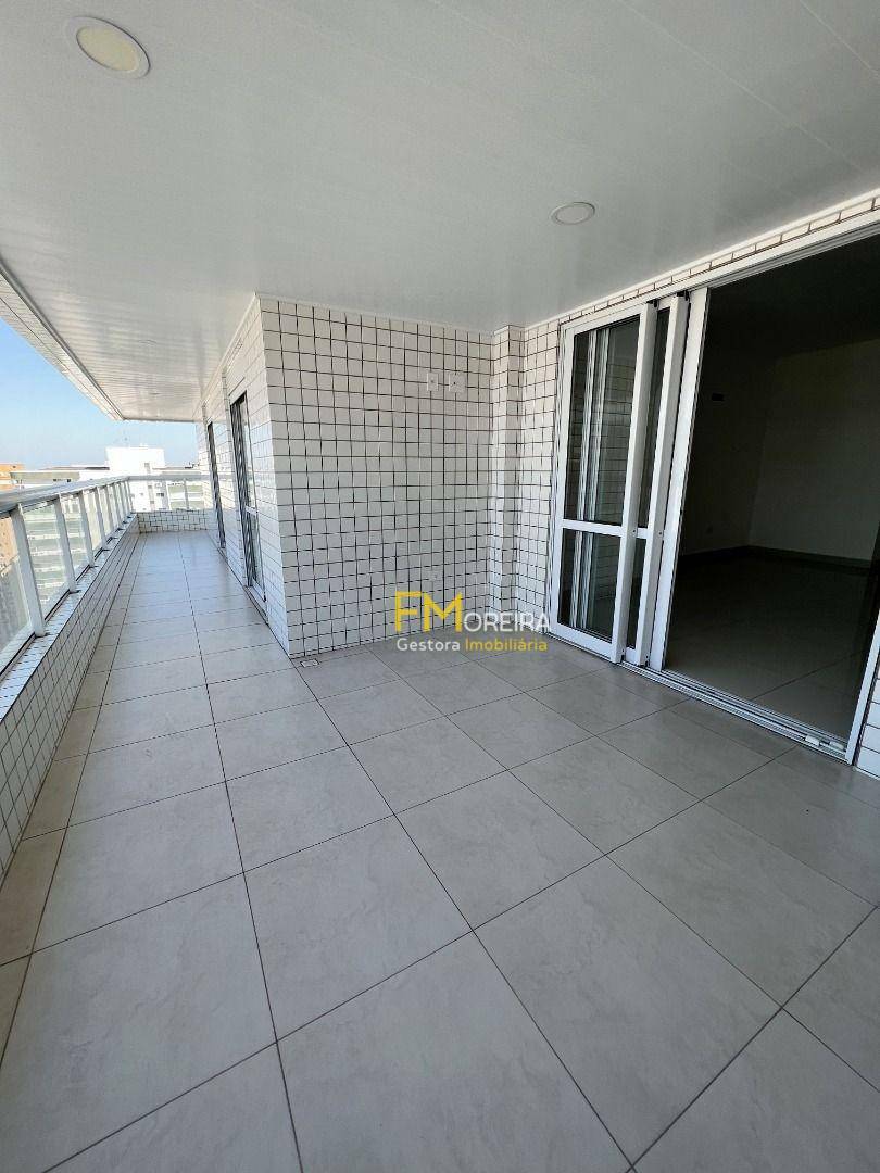 Apartamento à venda com 3 quartos, 134m² - Foto 2