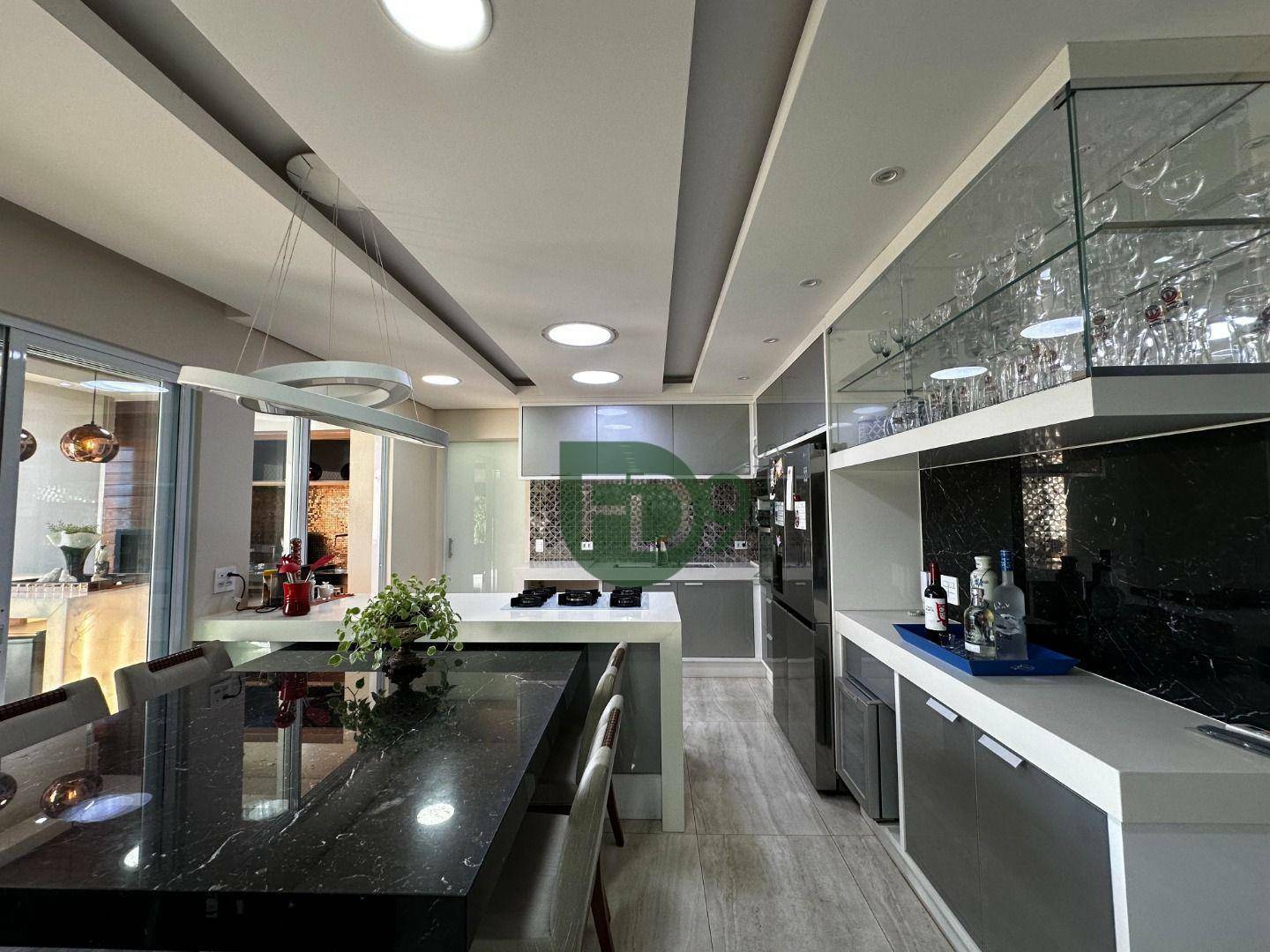 Apartamento à venda com 3 quartos, 121m² - Foto 8