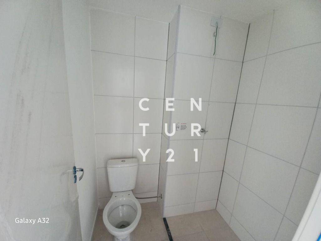 Apartamento à venda com 2 quartos, 35m² - Foto 11