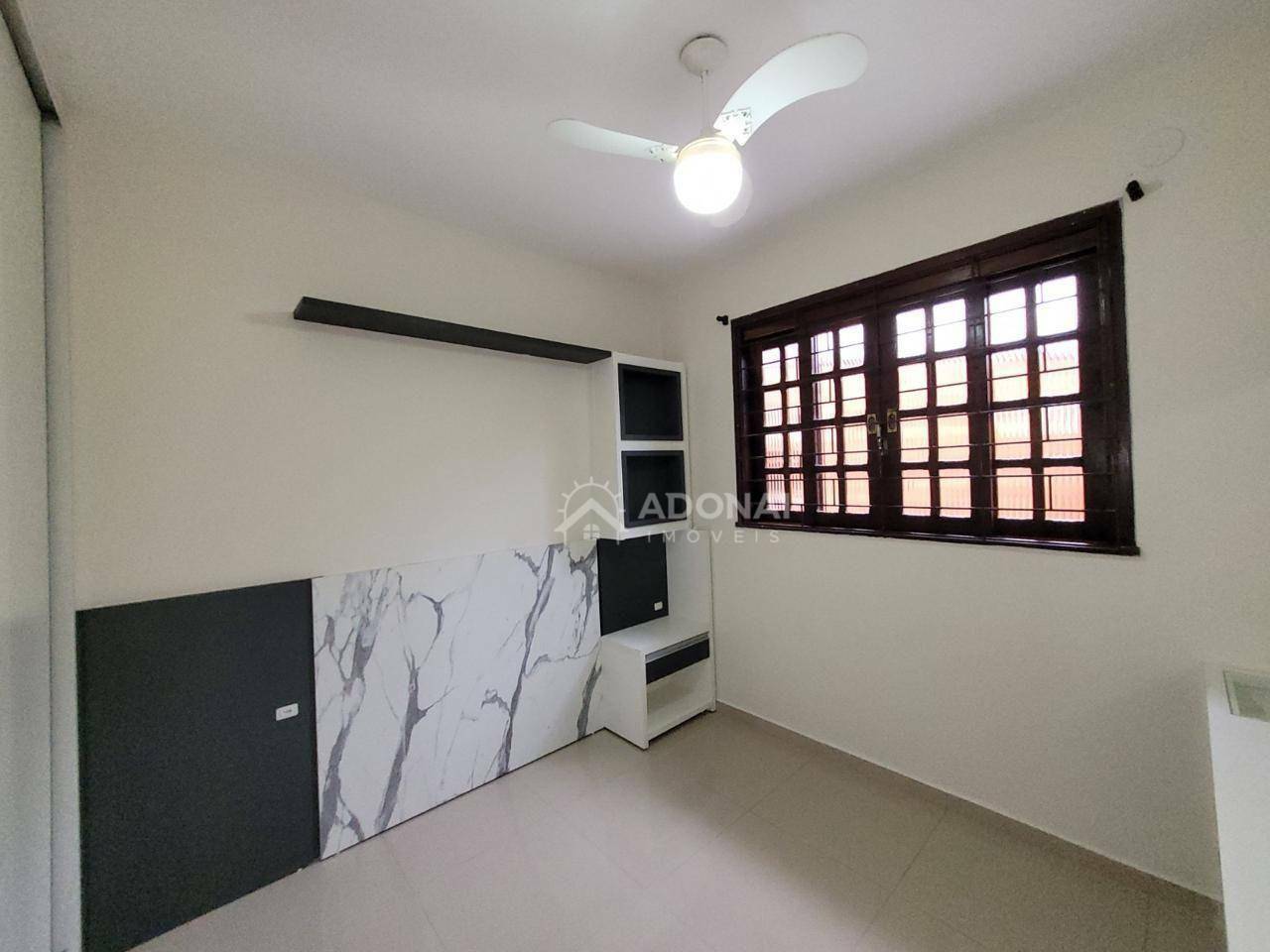 Casa à venda com 3 quartos, 120m² - Foto 9