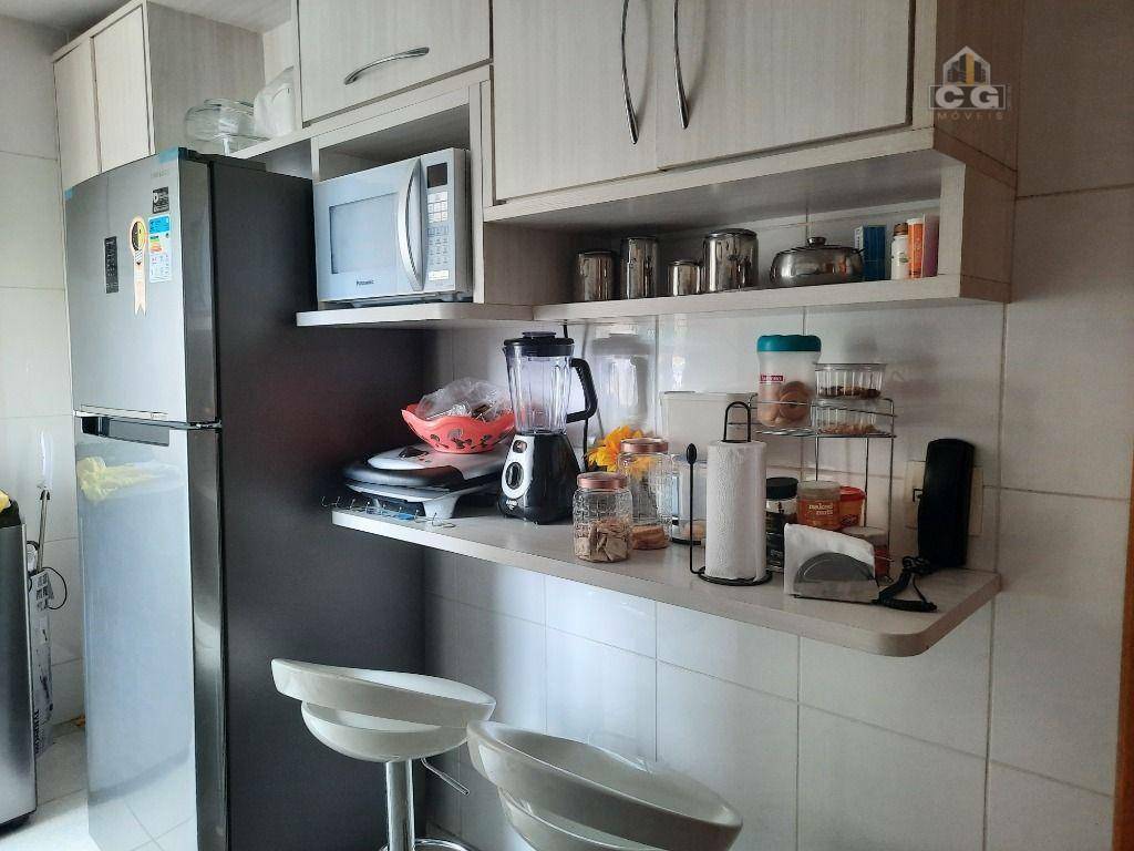 Apartamento à venda com 2 quartos, 69m² - Foto 31