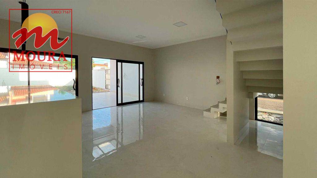 Casa de Condomínio à venda com 3 quartos, 200m² - Foto 4