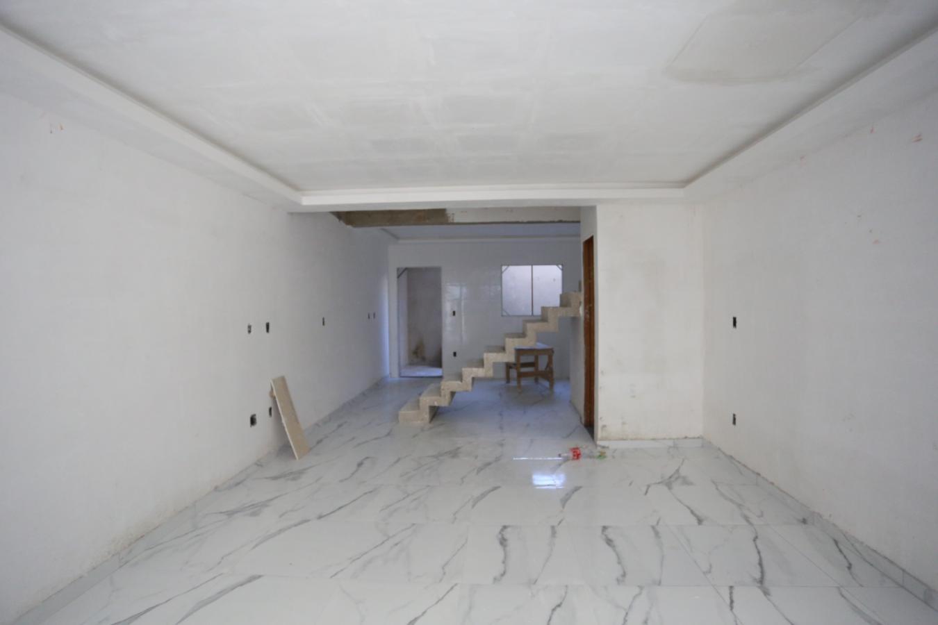 Sobrado à venda com 3 quartos, 123m² - Foto 1