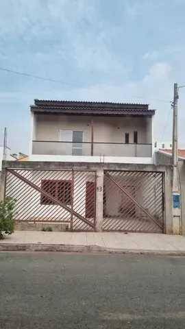 Casa à venda com 3 quartos, 140m² - Foto 1