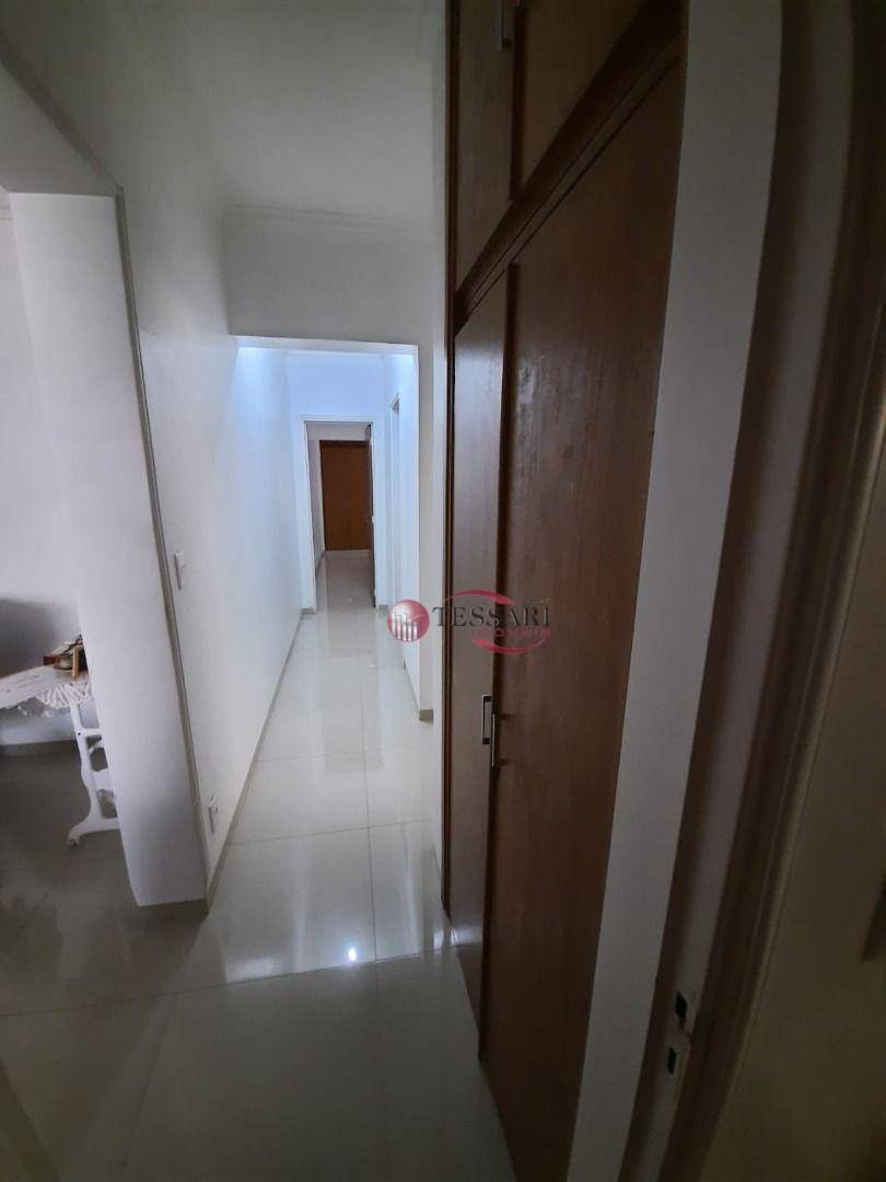 Apartamento à venda com 3 quartos, 127m² - Foto 2