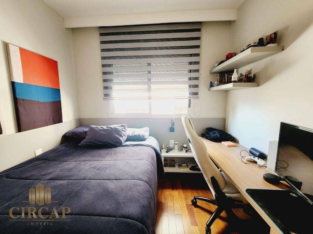 Apartamento à venda com 3 quartos, 119m² - Foto 15