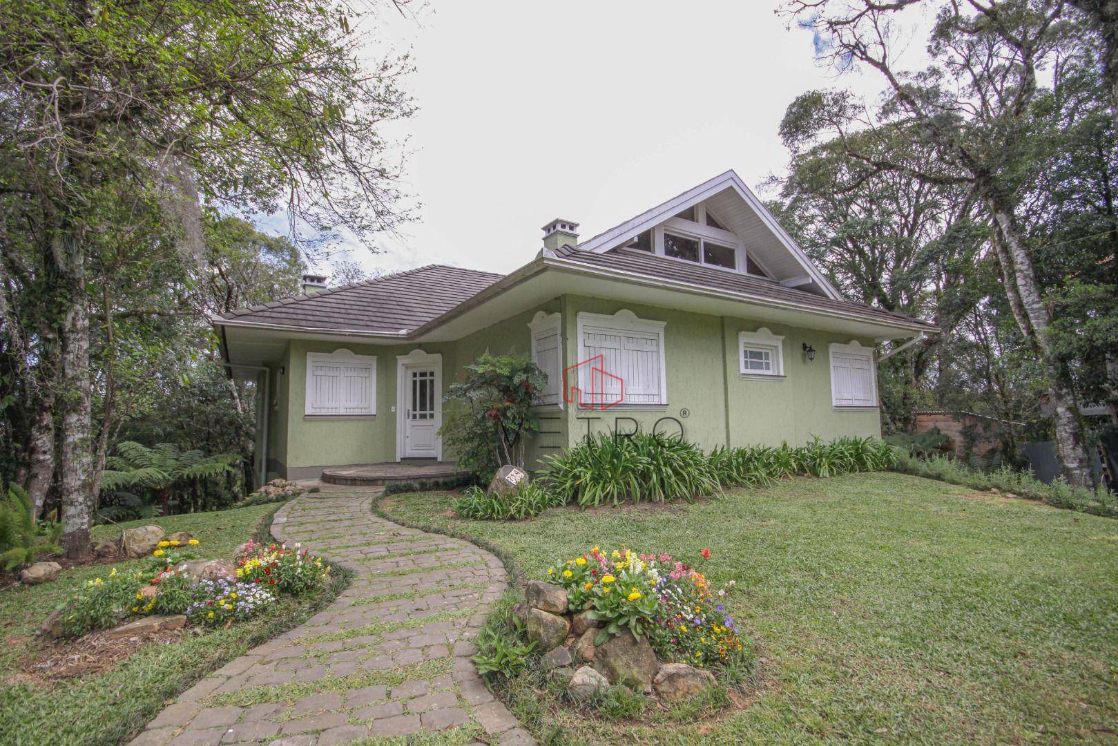 Casa de Condomínio à venda com 3 quartos, 400m² - Foto 1