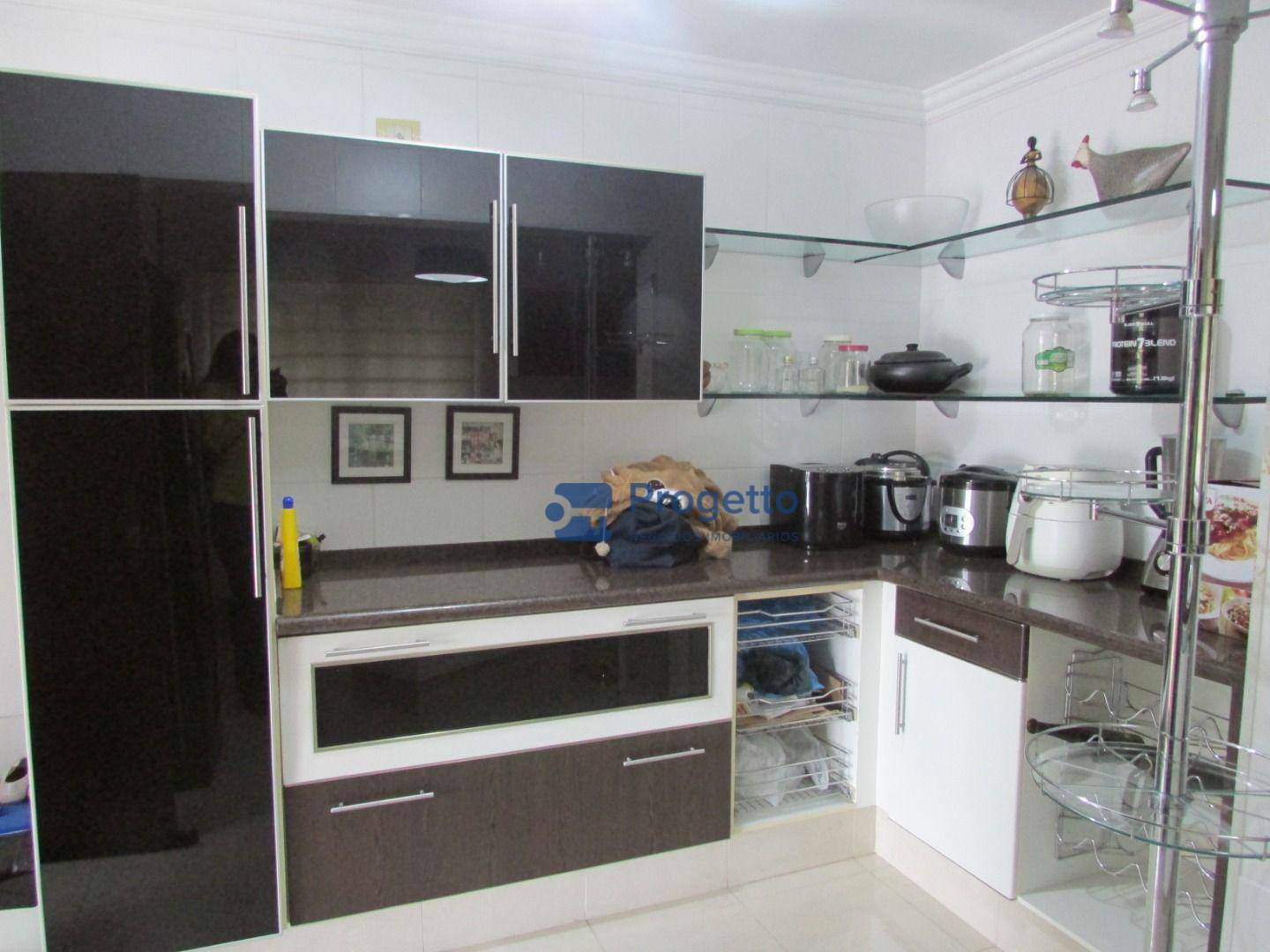 Casa de Condomínio à venda com 4 quartos, 268m² - Foto 10