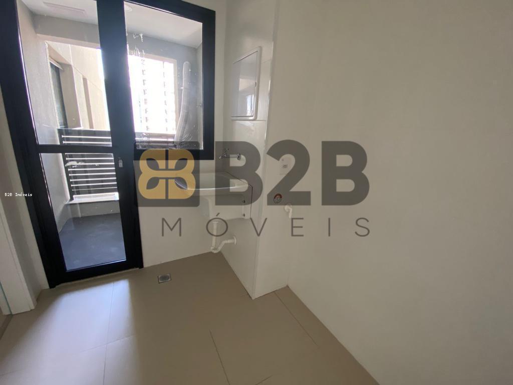 Apartamento à venda com 3 quartos, 159m² - Foto 8