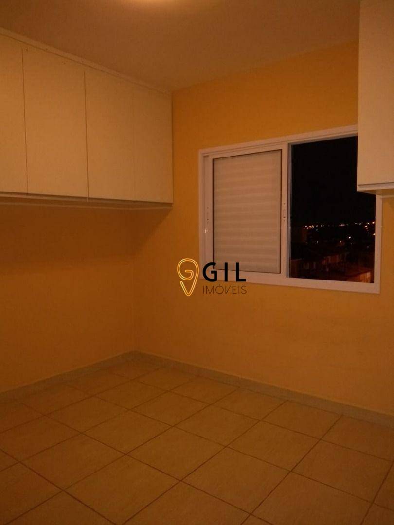 Apartamento à venda com 2 quartos, 79m² - Foto 2