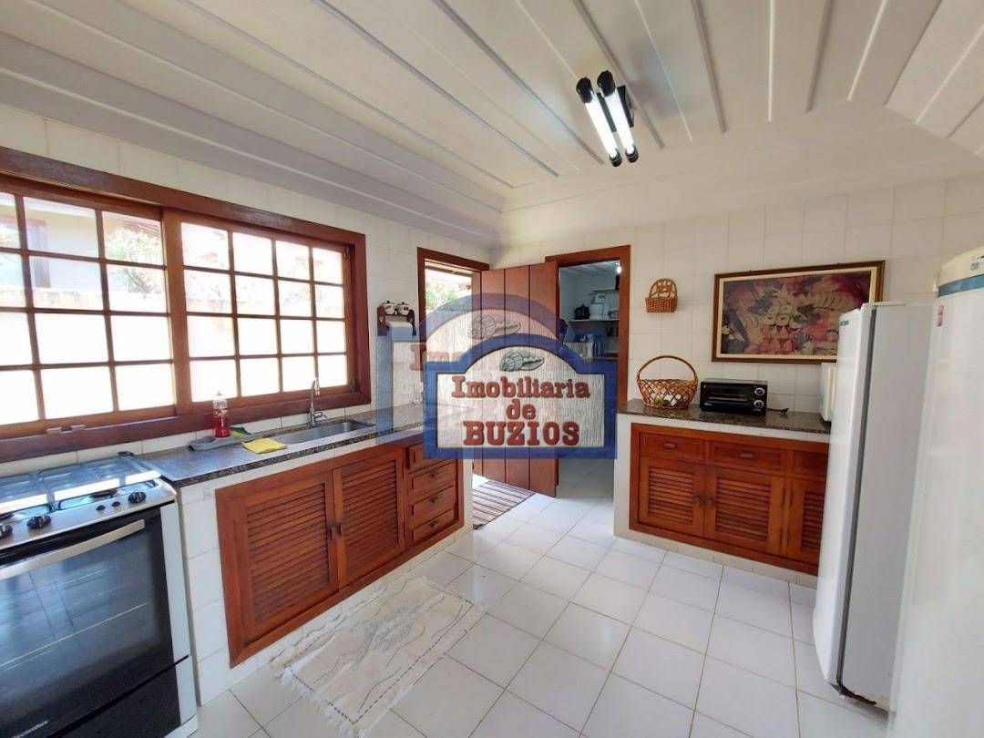 Casa de Condomínio à venda com 4 quartos, 350m² - Foto 27