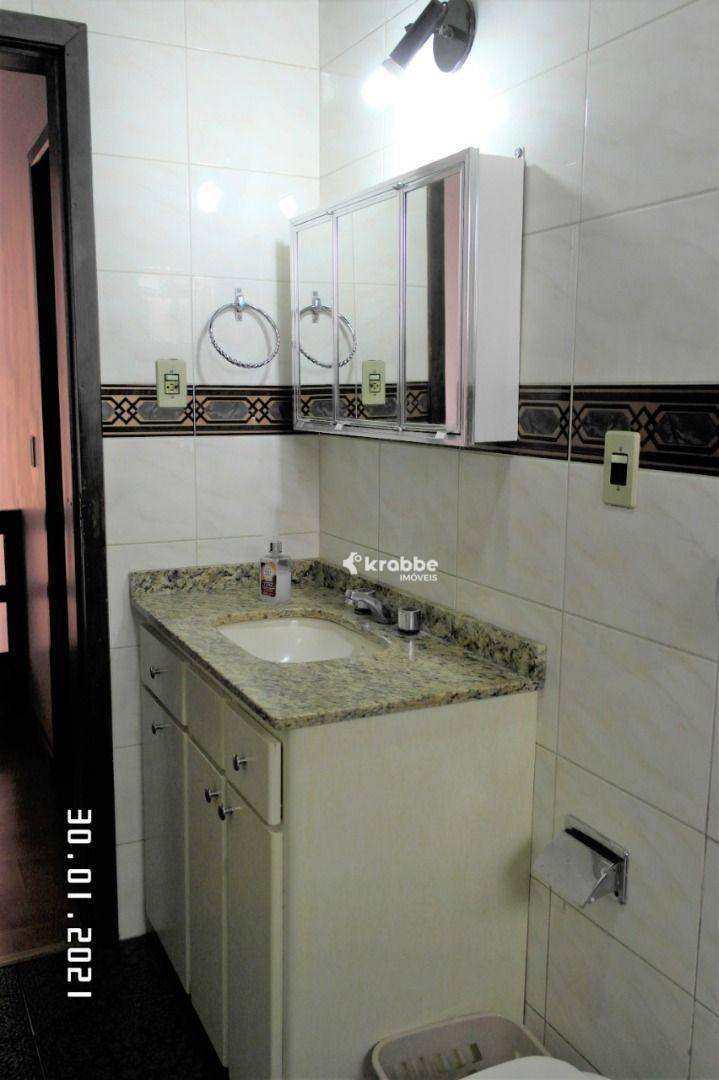 Casa à venda com 3 quartos, 290m² - Foto 10