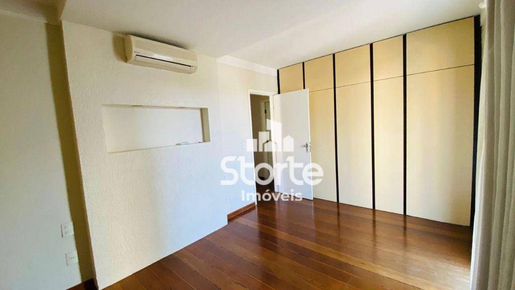 Apartamento à venda com 4 quartos, 194m² - Foto 9