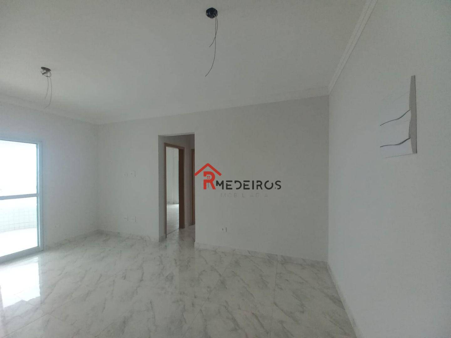 Apartamento à venda com 2 quartos, 76m² - Foto 2