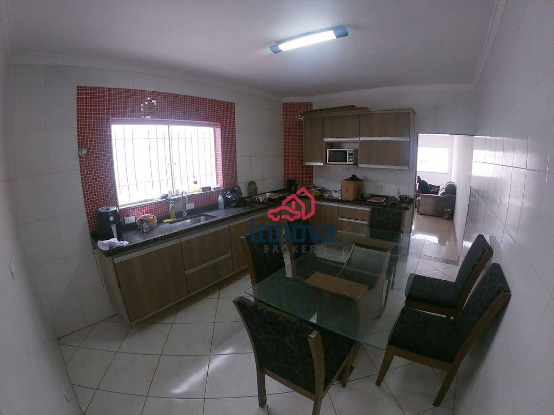 Sobrado à venda com 3 quartos, 125m² - Foto 2