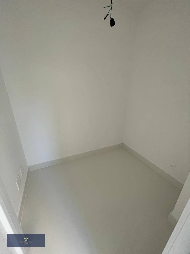 Apartamento à venda com 3 quartos, 150m² - Foto 31