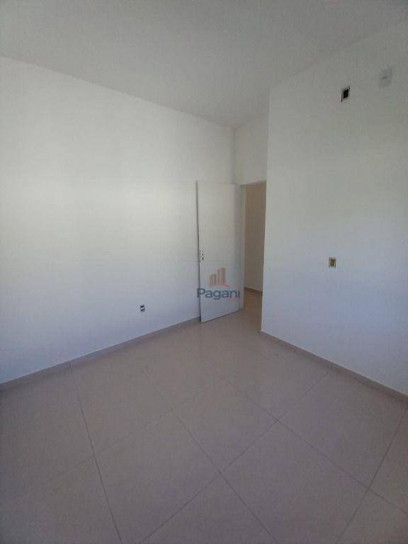 Sobrado à venda com 3 quartos, 114m² - Foto 3