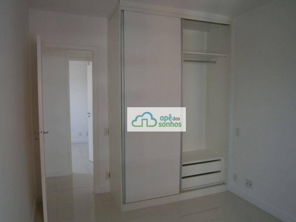 Apartamento para alugar com 2 quartos, 70m² - Foto 15