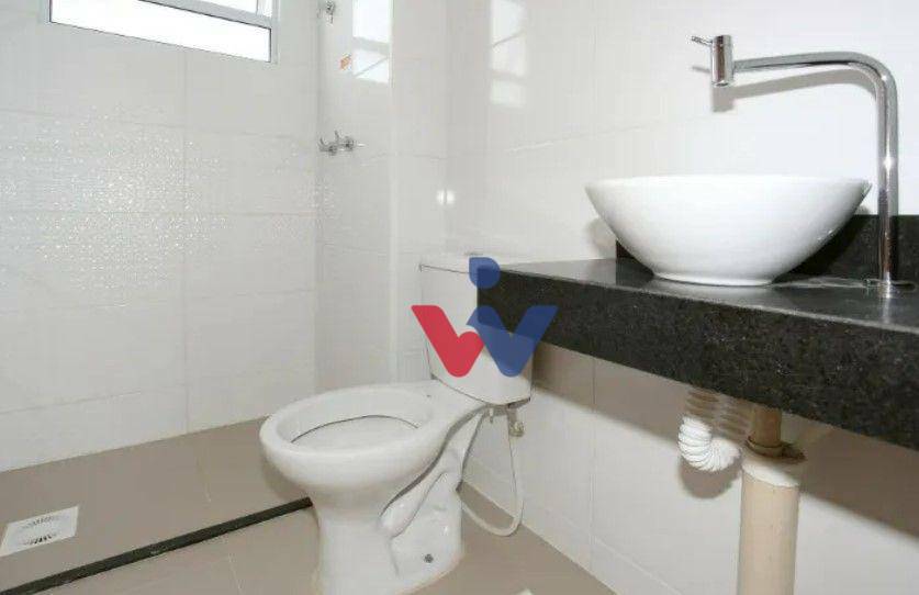 Apartamento à venda com 2 quartos, 44m² - Foto 3