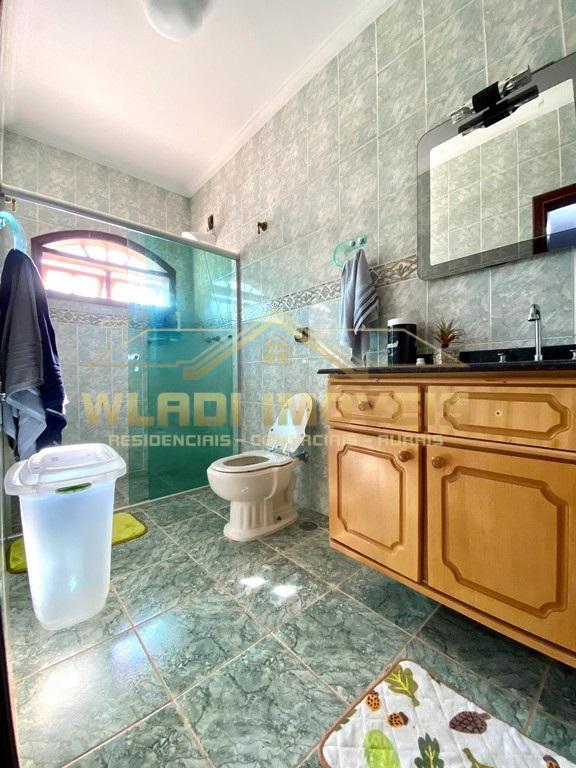 Casa de Condomínio à venda com 3 quartos, 600m² - Foto 25