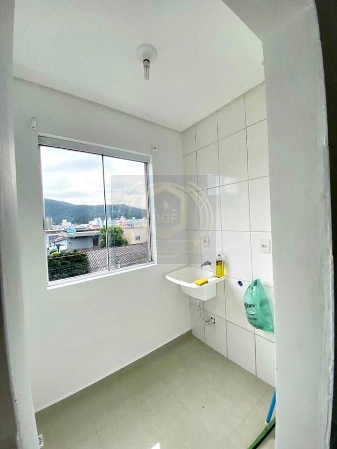 Apartamento à venda com 2 quartos, 83m² - Foto 7