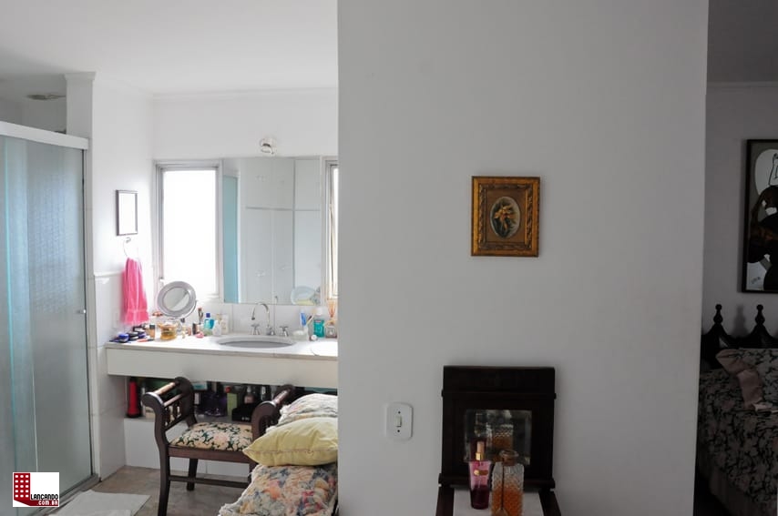 Apartamento à venda com 4 quartos, 220m² - Foto 14