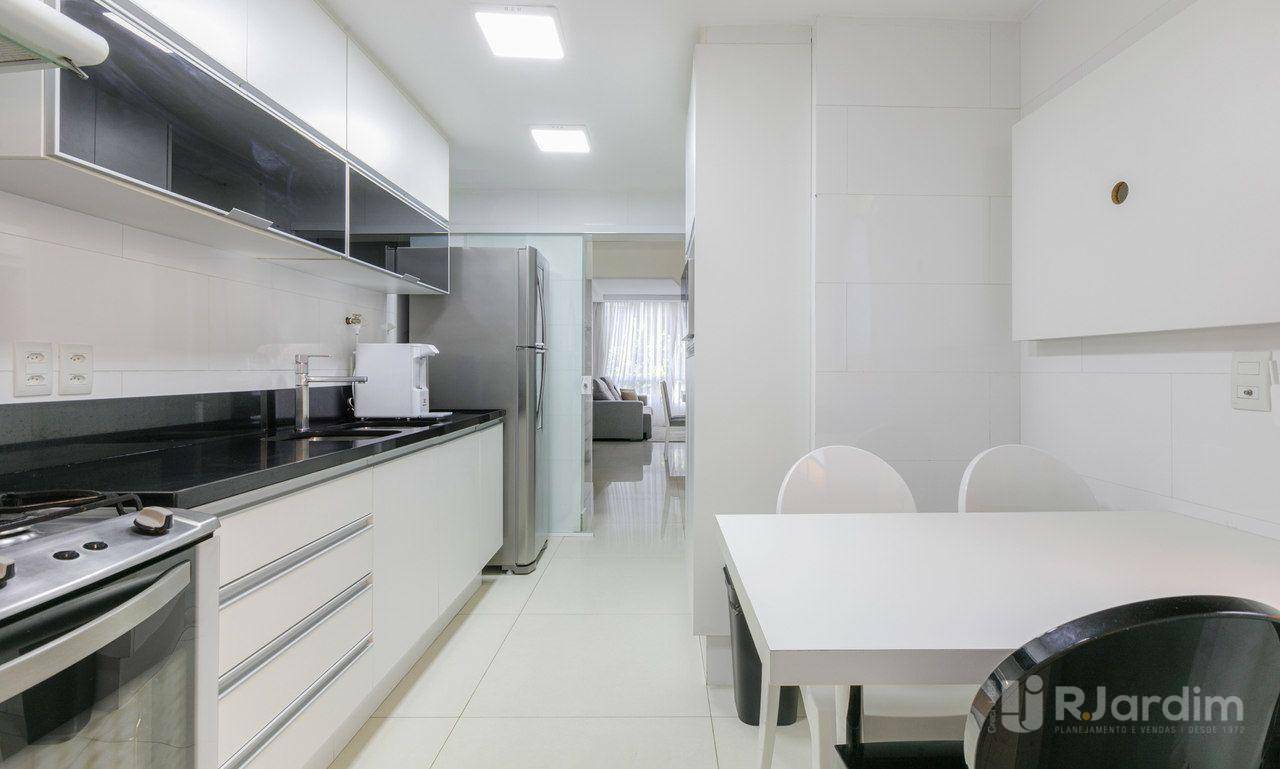 Apartamento para alugar com 2 quartos, 113m² - Foto 5