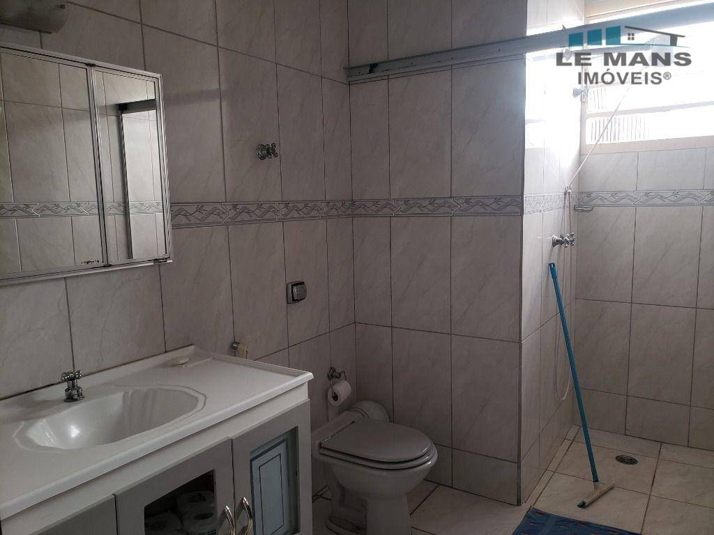 Casa à venda com 3 quartos, 183m² - Foto 9