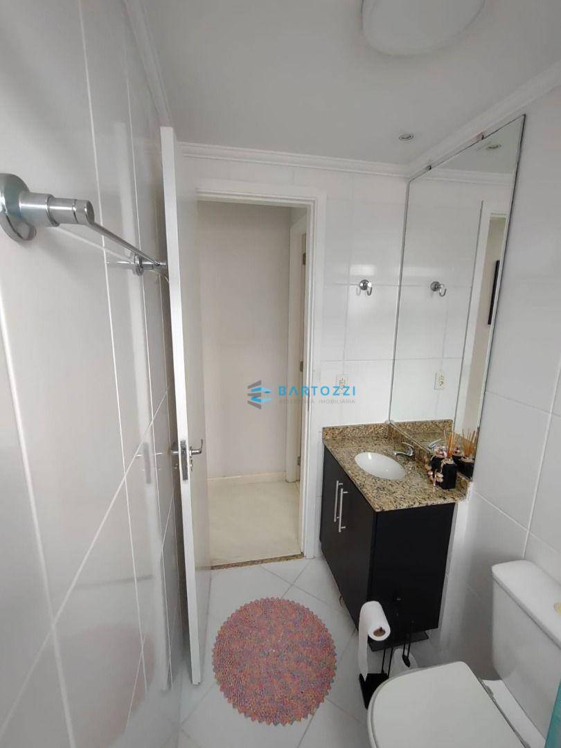 Apartamento à venda com 2 quartos, 50m² - Foto 15