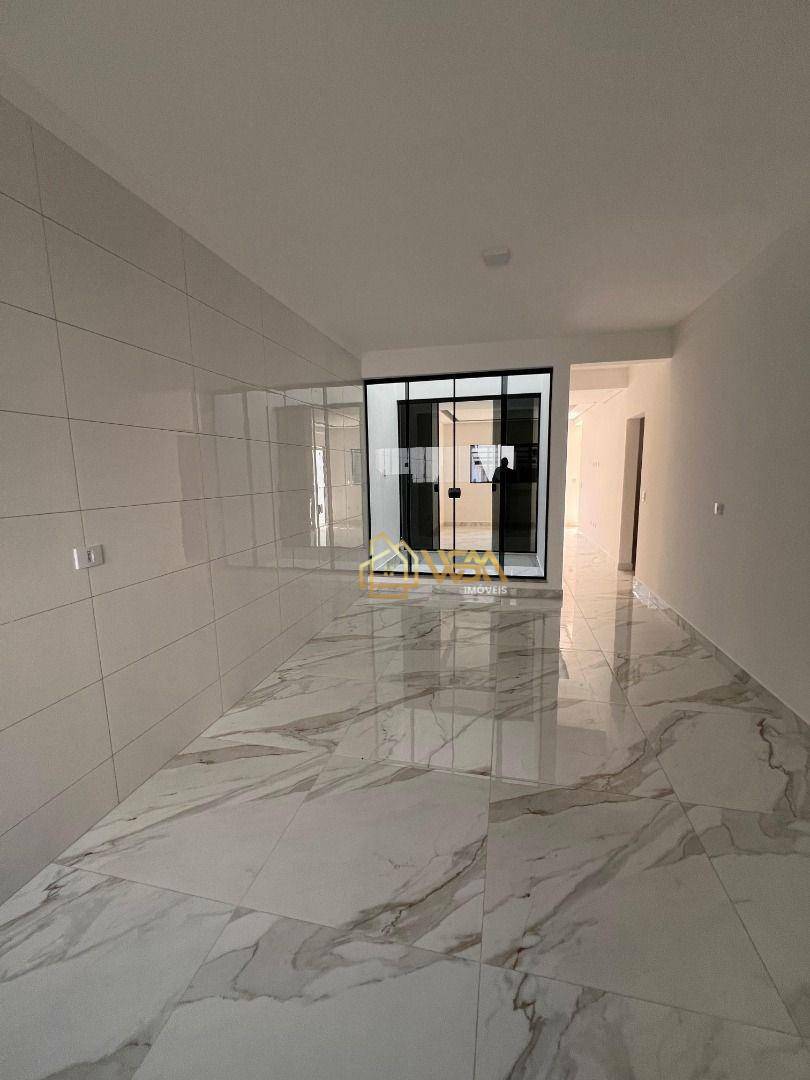 Sobrado à venda com 3 quartos, 130m² - Foto 3