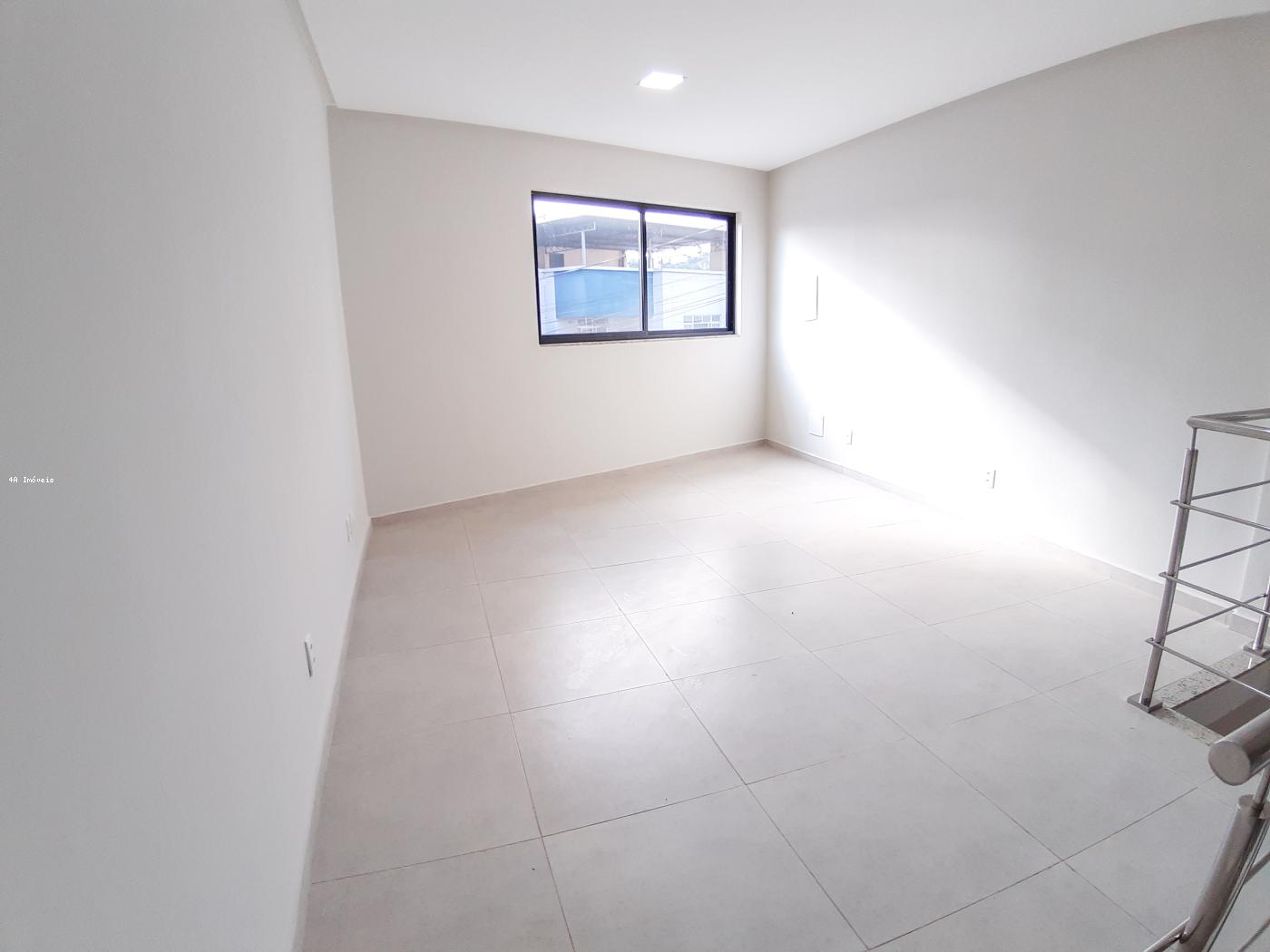 Casa à venda com 3 quartos, 140m² - Foto 2