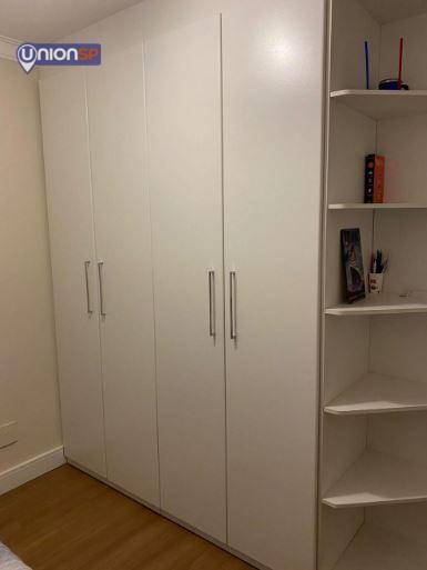 Apartamento à venda com 3 quartos, 70m² - Foto 2