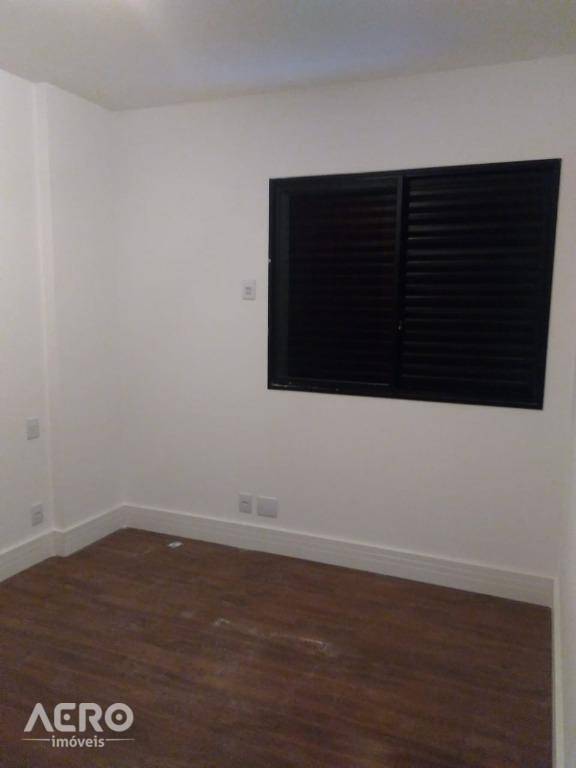 Apartamento para alugar com 3 quartos, 100m² - Foto 7