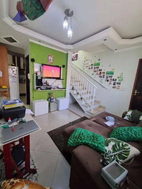 Sobrado à venda com 2 quartos, 106m² - Foto 1