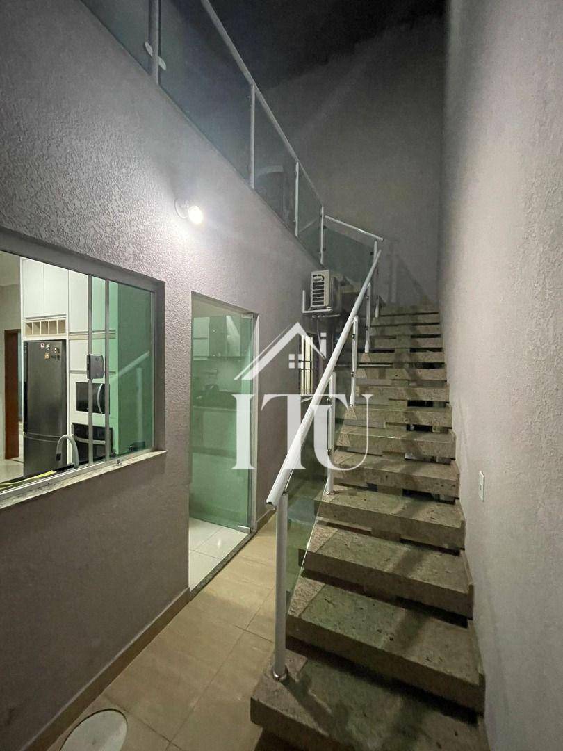 Casa à venda com 4 quartos, 280m² - Foto 17
