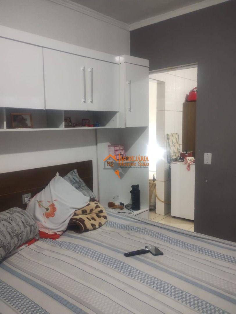 Sobrado à venda com 6 quartos, 200m² - Foto 27