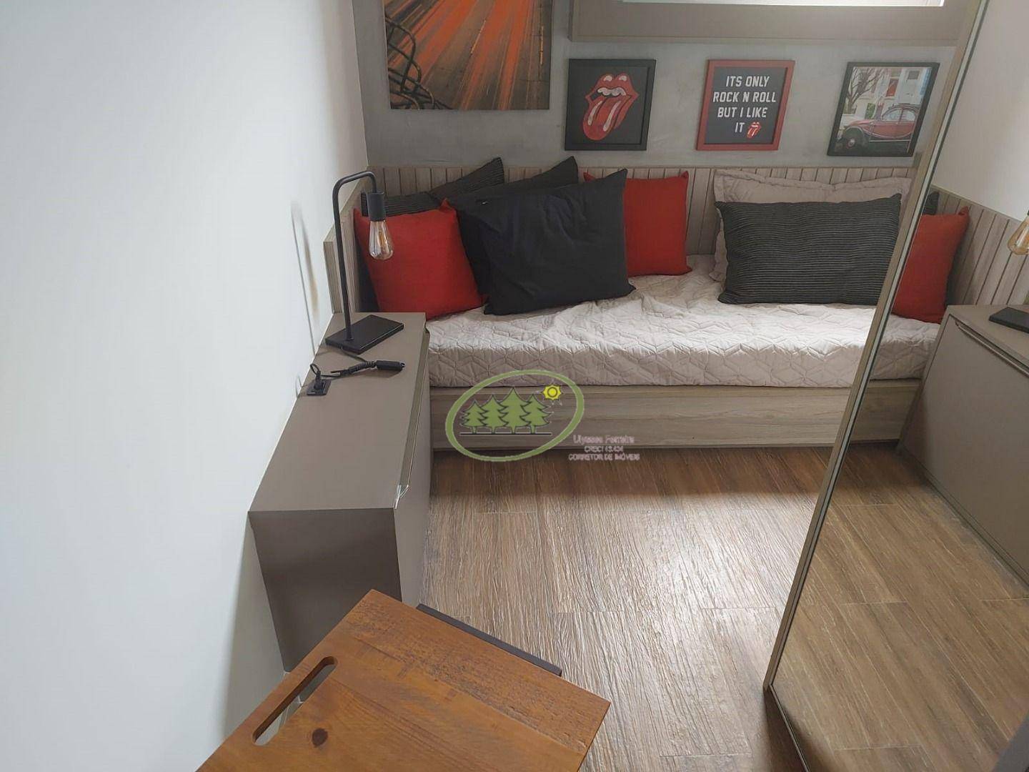 Casa à venda com 3 quartos, 90m² - Foto 3