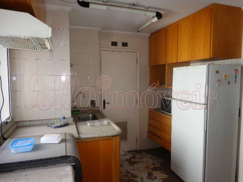 Apartamento para alugar com 3 quartos, 77m² - Foto 8