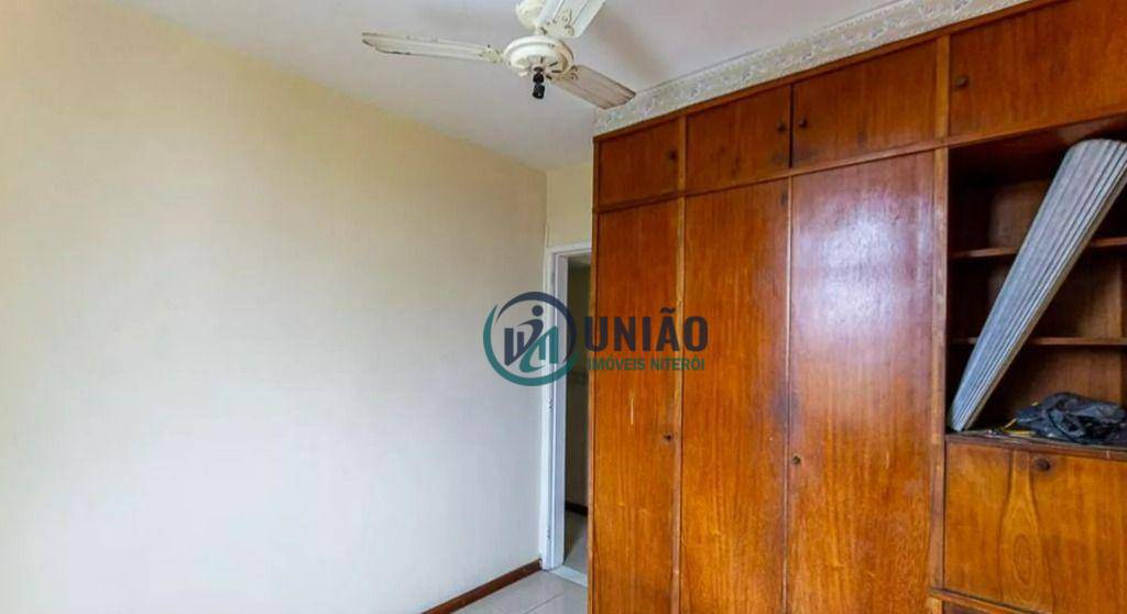 Apartamento à venda com 2 quartos, 72m² - Foto 13