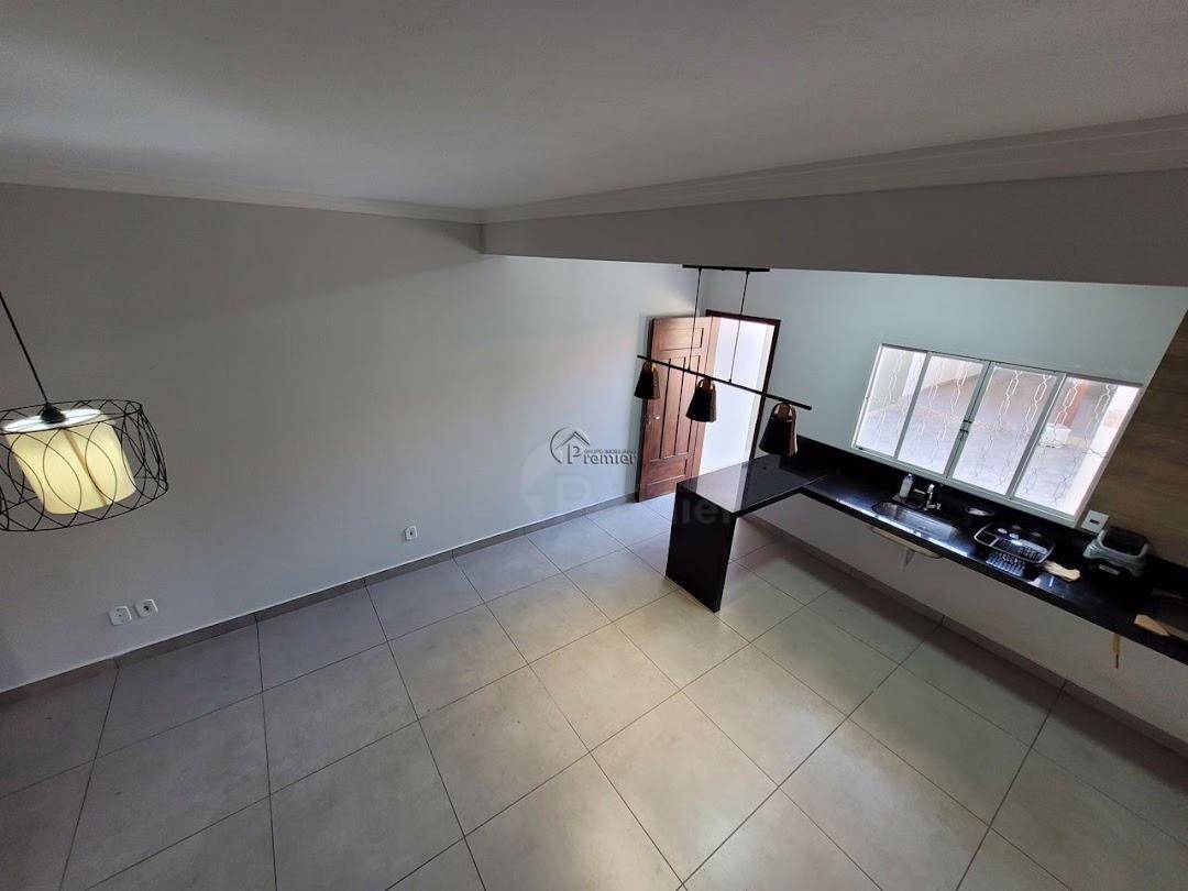 Casa à venda com 3 quartos, 150m² - Foto 5