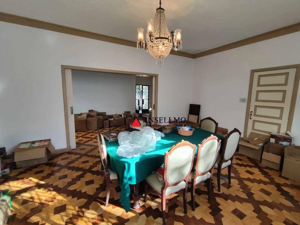 Casa para alugar com 3 quartos, 350m² - Foto 13